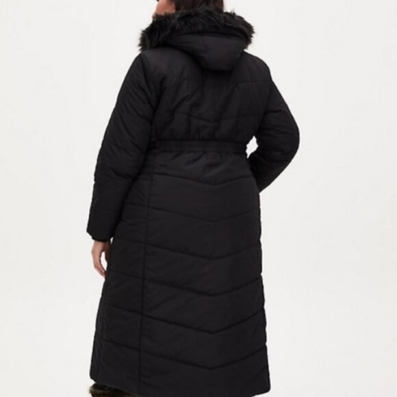 NEW $215 Torrid Maxi Fit & Flare faux Fur Long Hooded Puffer Jacket Coat 3 22/24 - Picture 4 of 7
